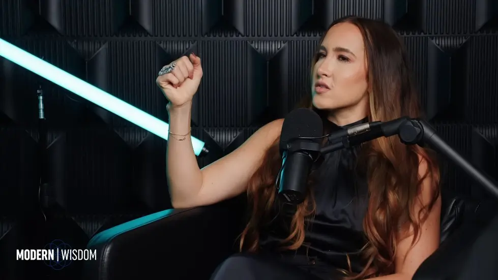 The Weird Mental Frameworks Of The Super Rich - Codie Sanchez | Modern Wisdom 695 043