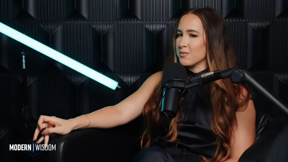 The Weird Mental Frameworks Of The Super Rich - Codie Sanchez | Modern Wisdom 695 050