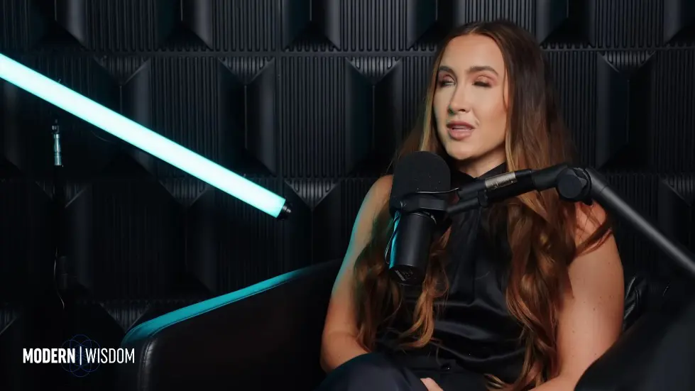 The Weird Mental Frameworks Of The Super Rich - Codie Sanchez | Modern Wisdom 695 056