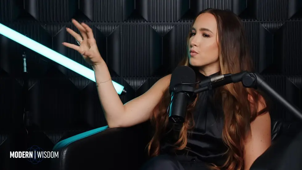 The Weird Mental Frameworks Of The Super Rich - Codie Sanchez | Modern Wisdom 695 063