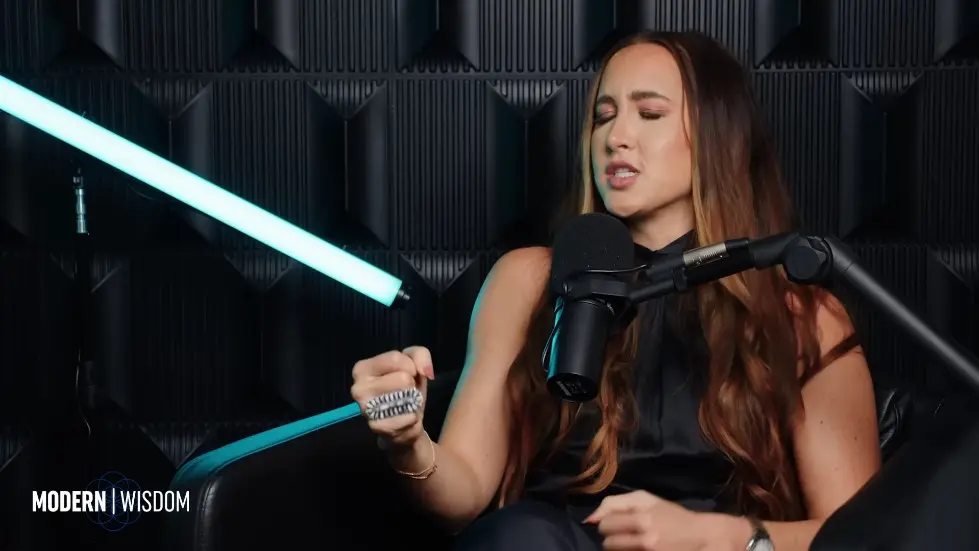 The Weird Mental Frameworks Of The Super Rich - Codie Sanchez | Modern Wisdom 695 067