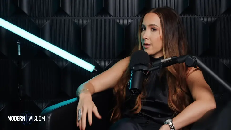 The Weird Mental Frameworks Of The Super Rich - Codie Sanchez | Modern Wisdom 695 071