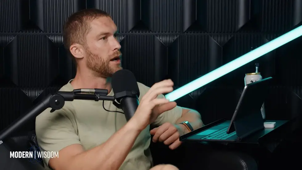 The Weird Mental Frameworks Of The Super Rich - Codie Sanchez | Modern Wisdom 695 072