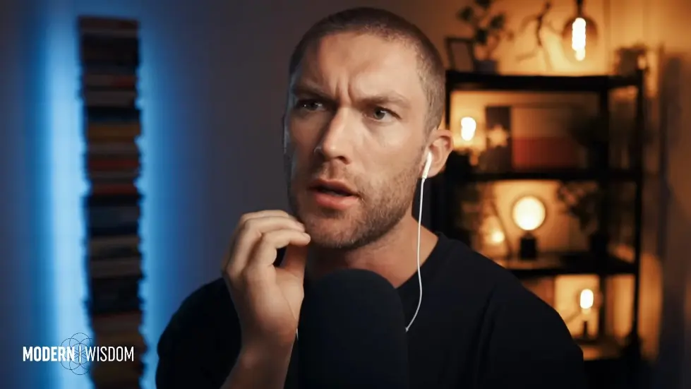 Build More Muscle & Supercharge Your Longevity - Dr Gabrielle Lyon | Modern Wisdom 696 024