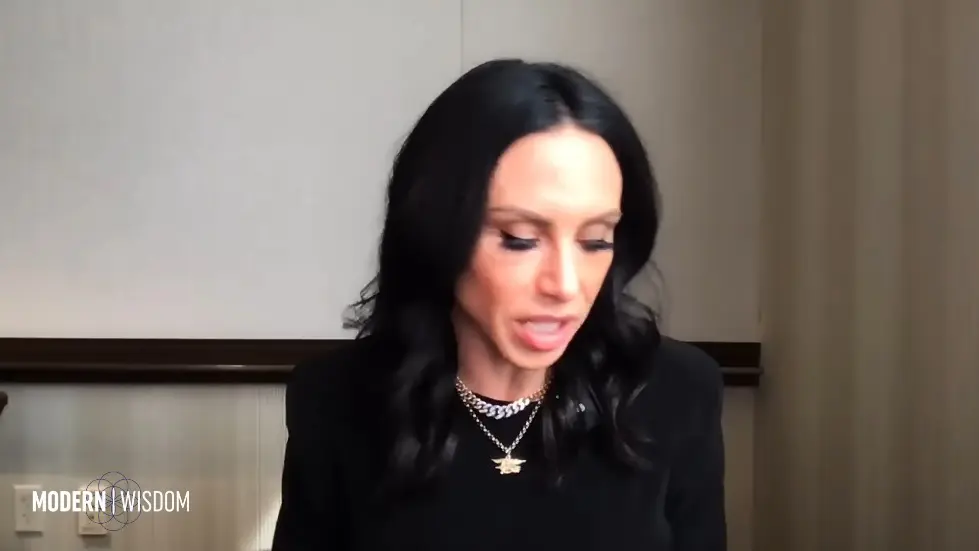 Build More Muscle & Supercharge Your Longevity - Dr Gabrielle Lyon | Modern Wisdom 696 038