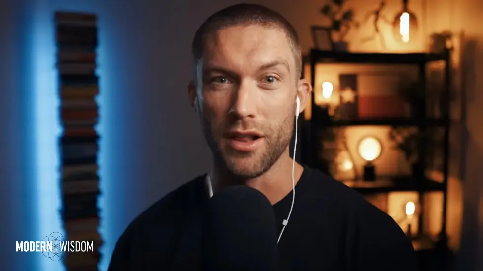 Build More Muscle & Supercharge Your Longevity - Dr Gabrielle Lyon | Modern Wisdom 696 046