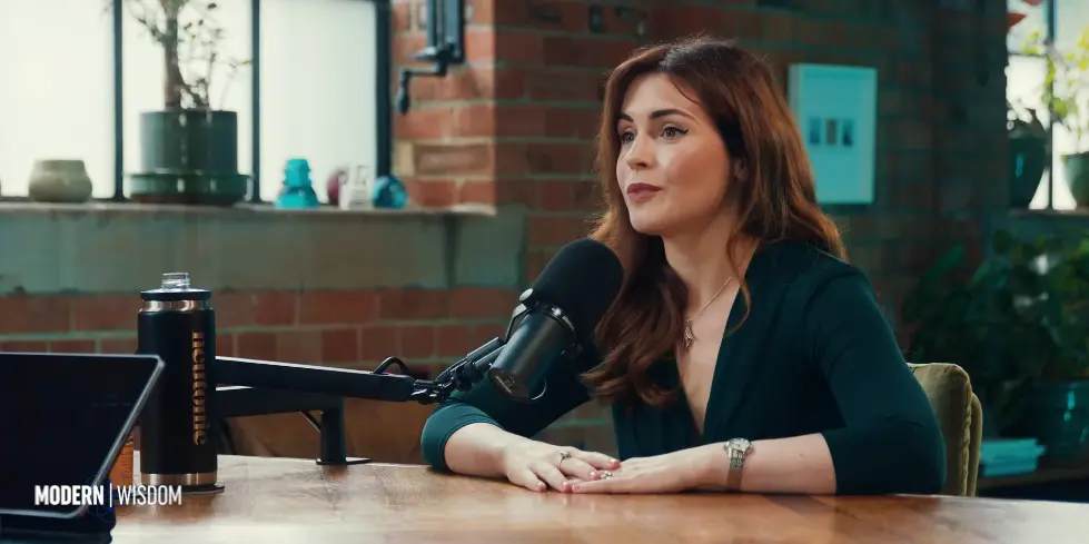 Are Women Actually Happy With Modern Dating? - Louise Perry (4K) 002