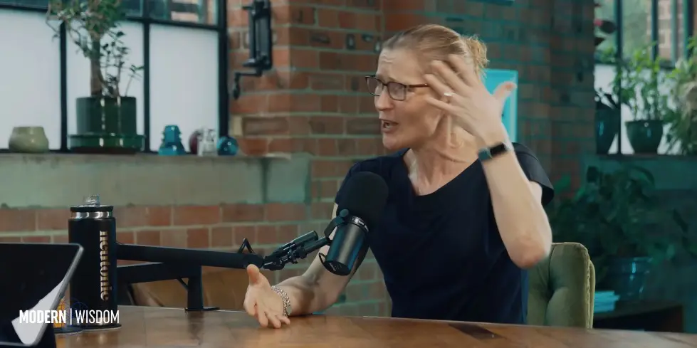 Why You Shouldn’t Share Your Private Life Online - Mary Harrington (4K) 017