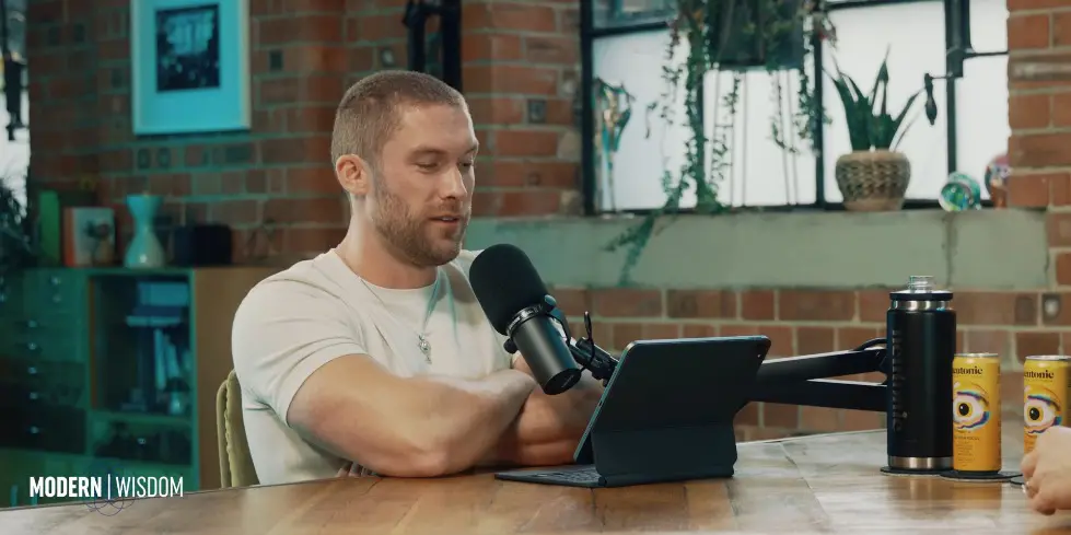 Why You Shouldn’t Share Your Private Life Online - Mary Harrington (4K) 019