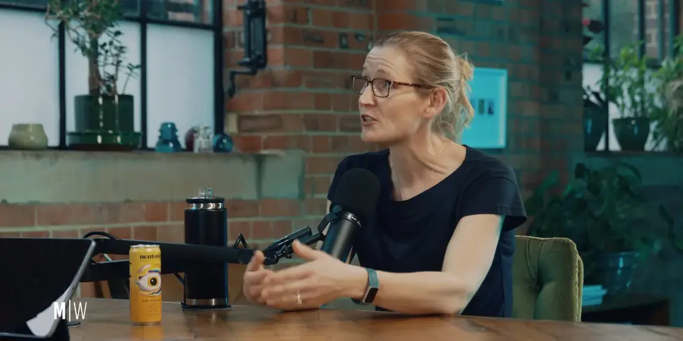 Why You Shouldn’t Share Your Private Life Online - Mary Harrington (4K) 038