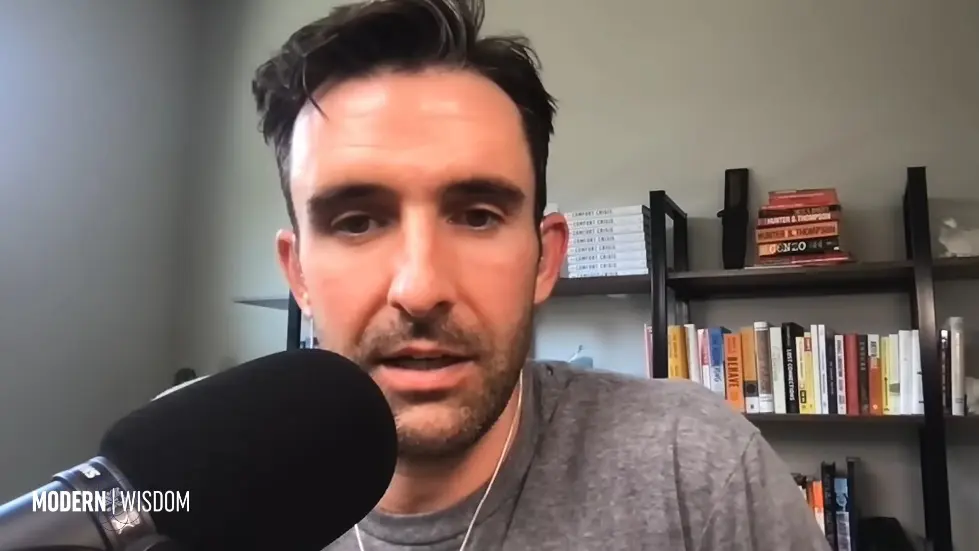 Bingeing, Escapism & Modern Addictions - Michael Easter | Modern Wisdom 690 024