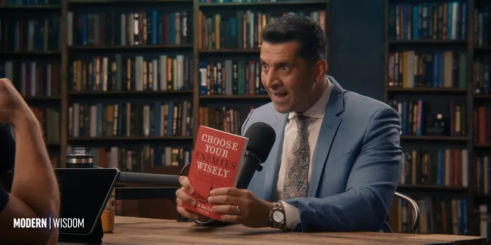 Patrick Bet-David - Why Does No One Trust The Media Anymore? (4K) 008