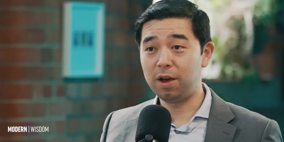 Why Is Everyone Acting Like A Victim? - Rob Henderson (4K) 003