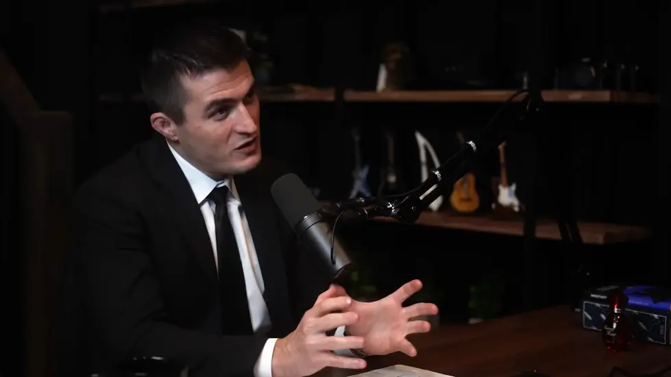 Andrew Huberman: Relationships, Drama, Betrayal, Sex, and Love | Lex Fridman Podcast #393 037