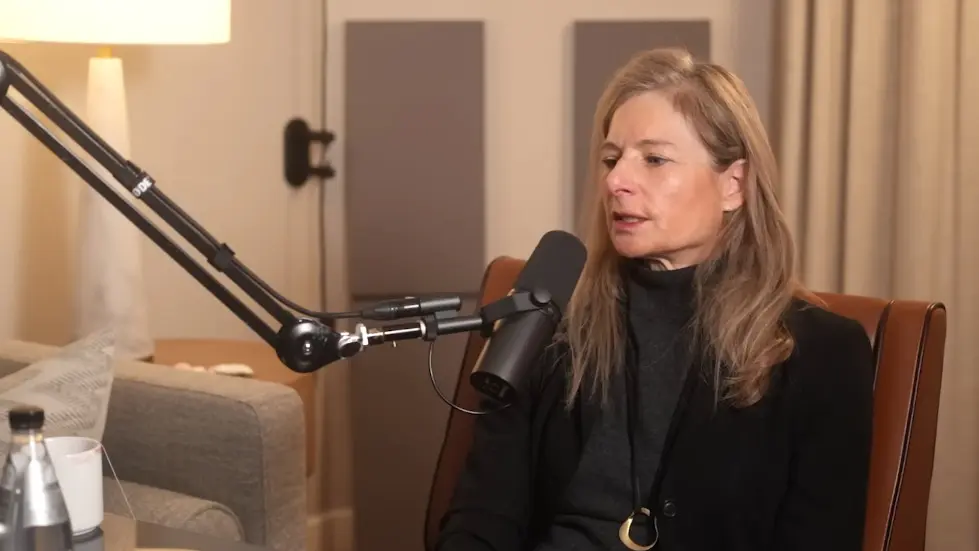 Lisa Randall: Dark Matter, Theoretical Physics, and Extinction Events | Lex Fridman Podcast #403 021