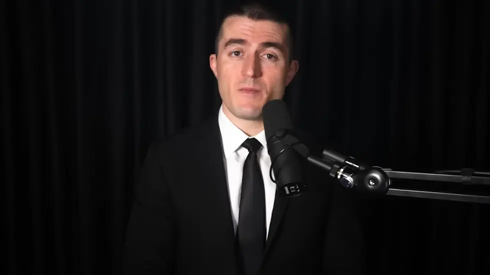 Matthew McConaughey: Freedom, Truth, Family, Hardship, and Love | Lex Fridman Podcast #384 001