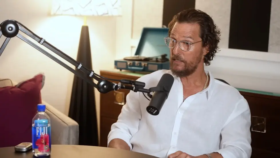 Matthew McConaughey: Freedom, Truth, Family, Hardship, and Love | Lex Fridman Podcast #384 002