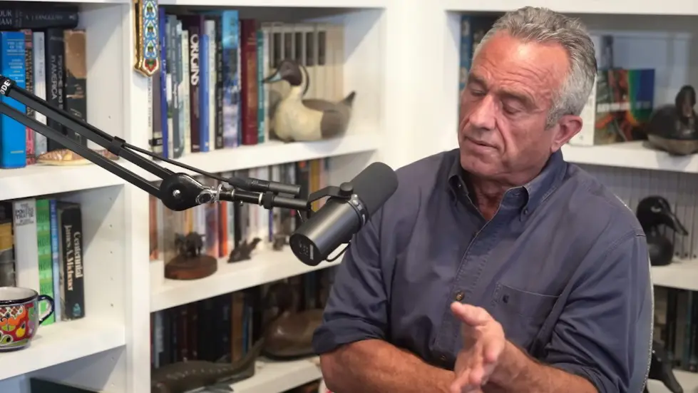 Robert F. Kennedy Jr: CIA, Power, Corruption, War, Freedom, and Meaning | Lex Fridman Podcast #388 065