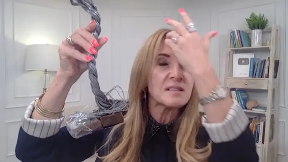 Restructure your BRAIN using your THOUGHTS | Dr. Caroline Leaf - MP Podcast #113 013