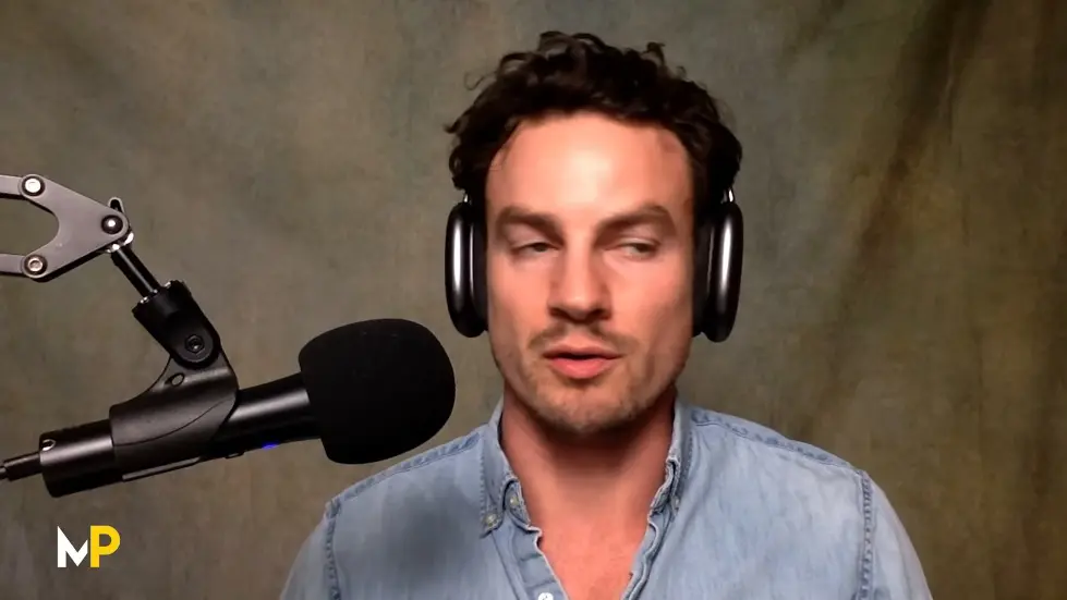 Attractive Women’s Effect on Men, Jordan Peterson Protests, and Henry Cavill | Luke Cook 164 005