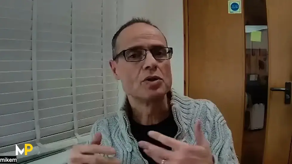 Mewing: How to Be More Attractive, Breathe Better and Live Longer | Dr. Mike Mew EP 180 012