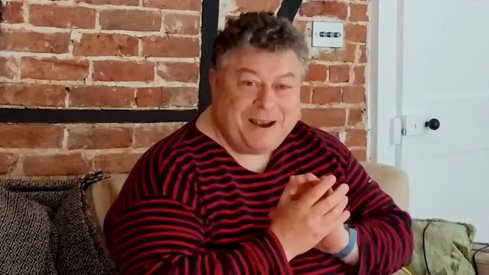 Top Advertising Exec on the Tricks and Psychology Behind Good Marketing | Rory Sutherland 001