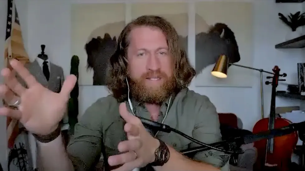 How Men Can Instantly Look More Attractive | Tanner Guzy 123 023